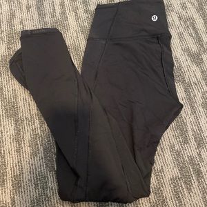 Lululemon legging with size and Lowe calf mesh